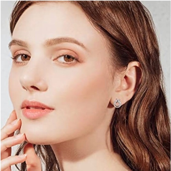 Sterling Silver 1.5 carat Moissanite Double Circle Stud Earrings - Picture 8 of 12